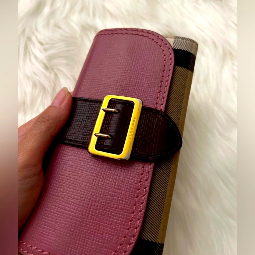 Burberry Wallet - image 4